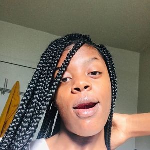 Meet your Posher, Chanell